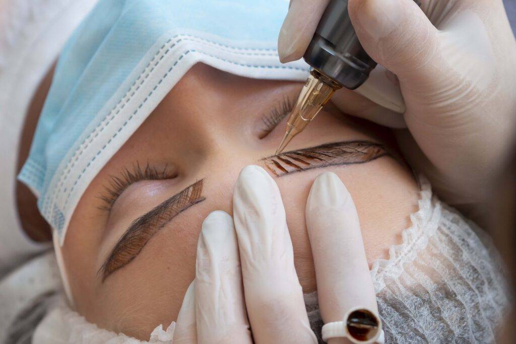 فیبروز ابرو