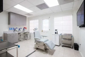 بهترین کلینیک کاشت ابرو در تهران