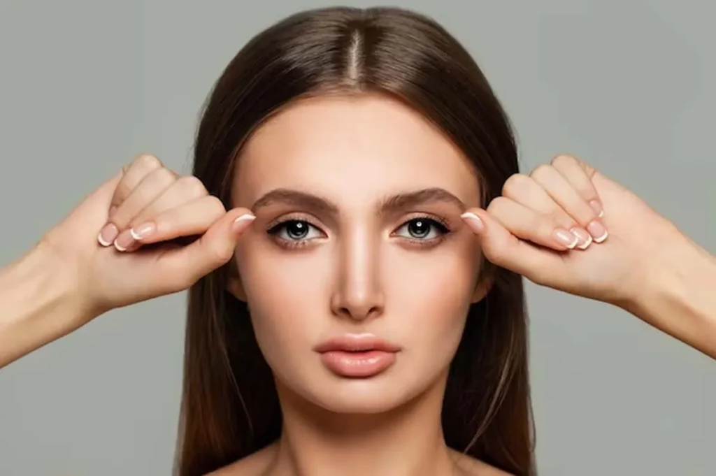 تاثیر مدل ابرو در جوانی چهره